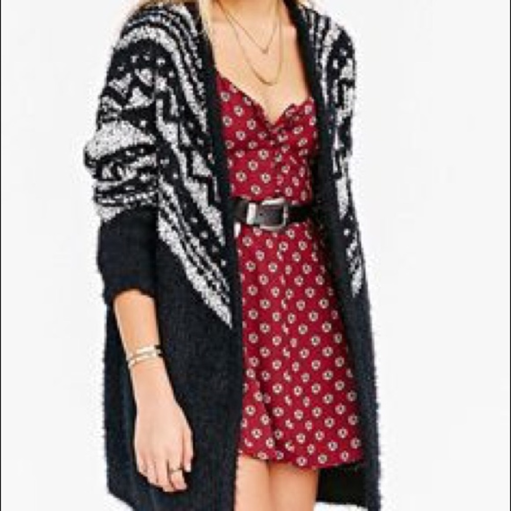 🌟bundle only🌟UO Fluffly Long Sweater